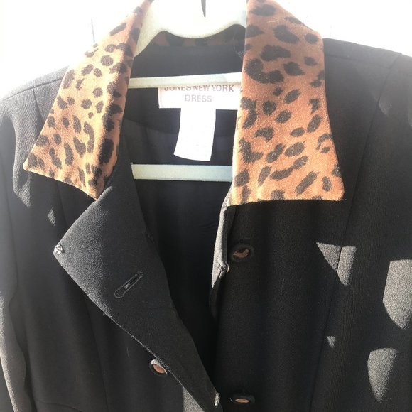 Jones New York  Coat Black w/ Leopard Trim Size 8 - Picture 2 of 8